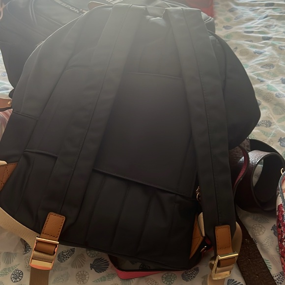 Is new never used , I going to move - Picture 2 of 4